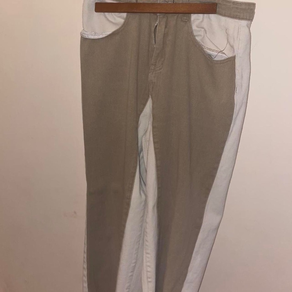 Neutral color block jeans